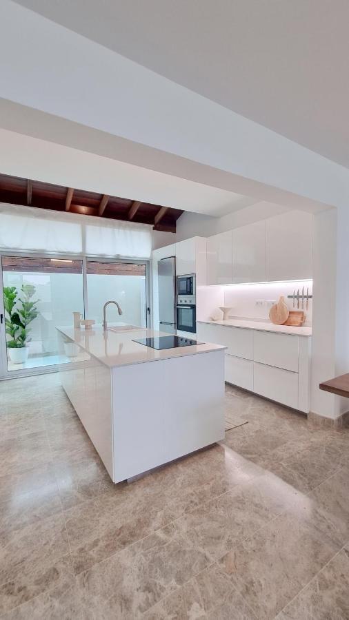 The Moss - Luxury Villa In Corralejo Near The Beach Exterior foto